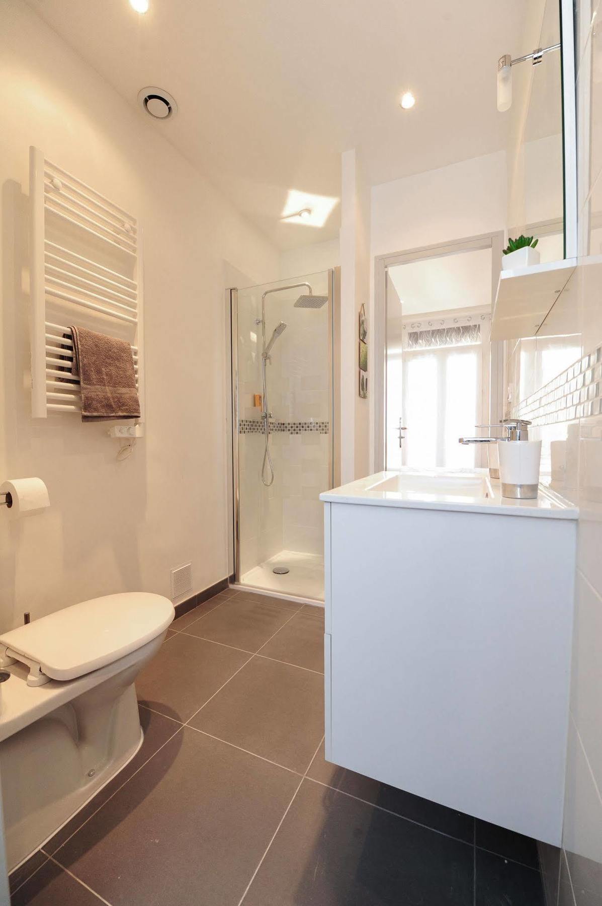Imperazur Five Stars House Niza